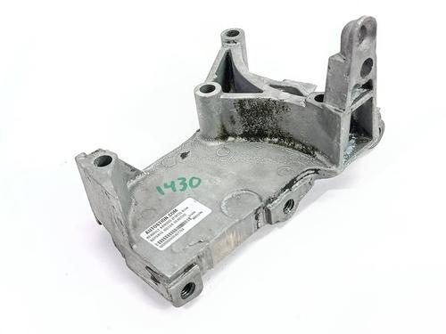 Used Engine mount Engine mount RENAULT KANGOO (KC0/1_) 1.5 dCi (KC08, KC09) (82 hp) 40513472 40513472