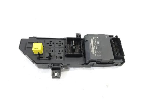 Sikringsdåse OPEL VECTRA C (Z02) [2002-2009]  15870591