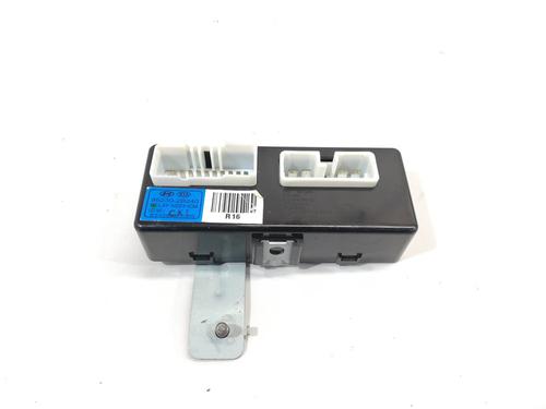 Used Electronic module HYUNDAI SANTA FÉ II (CM) 2.2 CRDi 4x4 (155 hp) 15869133