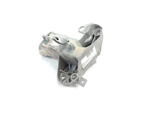 Used Engine mount VW PASSAT B5.5 (3B3) 2.0 (115 hp) 17458178