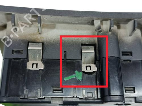 Headlight switch VOLVO XC90 I (275) D5 AWD | BP33243060I24 - Image 3