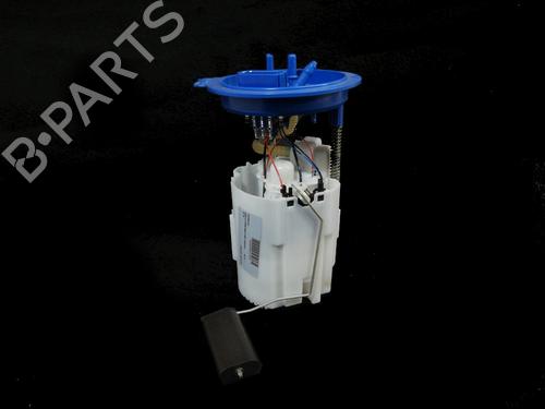 Used Fuel pump AUDI A1 Sportback (8XA, 8XF) 1.0 TFSI (95 hp) 15868443