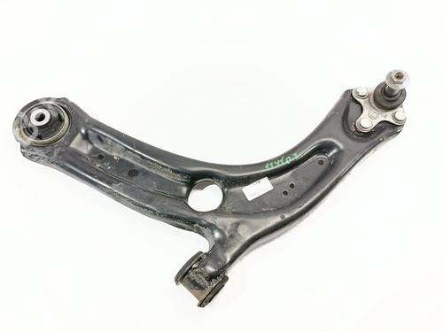 Used Left front suspension arm VW PASSAT B8 (3G2, CB2) [2014-2025]  29531186