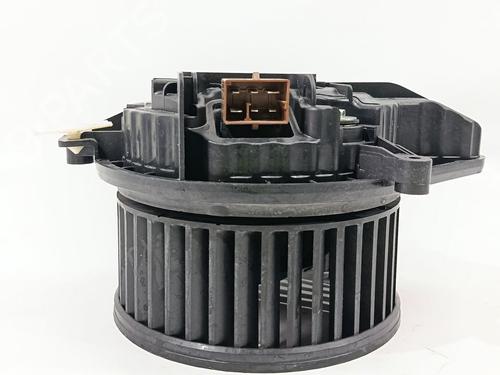 Heater blower motor AUDI A4 B7 (8EC) 2.0 TDI 16V | BP30105205M62