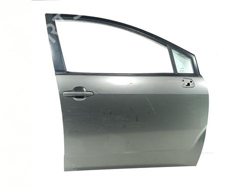 Used Right front door TOYOTA COROLLA Verso (ZER_, ZZE12_, R1_) 2.2 D-4D (AUR10_, AUR10R) (136 hp) 22426903