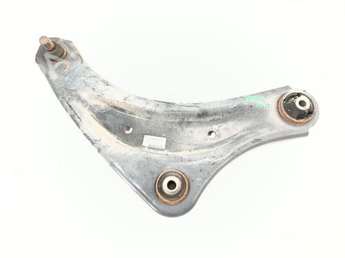 Used Right front suspension arm NISSAN PULSAR Hatchback (C13) [2014-2025]  28180563