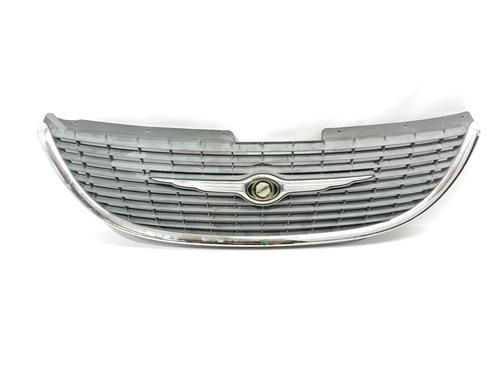 Used Grille CHRYSLER VOYAGER IV (RG, RS) [1999-2008]  17909358