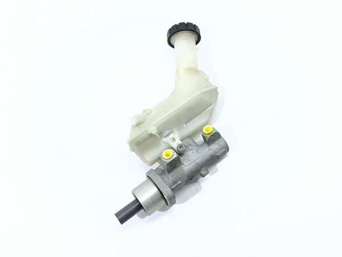 brake-master-cylinder-nissan-micra-iii-k12-2002-2003-2004-2005-2006-2007-2008-2009-2010-2011-32274571 main image