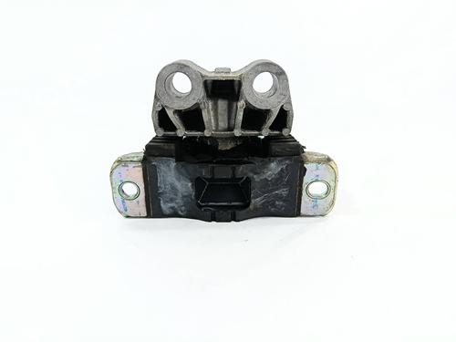 Used Engine mount FIAT 500L (351_, 352_) 1.3 D Multijet (199LXY1A, 199LXY11) (84 hp) 29282562