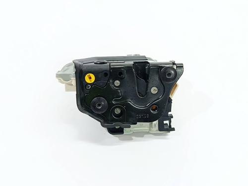 Cerradura puerta trasera izquierda PORSCHE CAYENNE (92A) 4.8 S (400 hp) 31374224