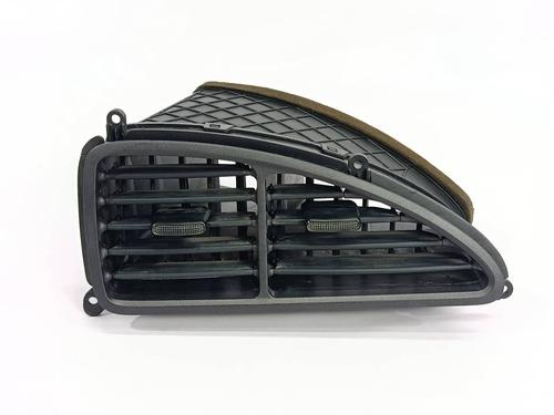 Used Air vent Air vent HYUNDAI ELANTRA III Saloon (XD) 2.0 CRDi (113 hp) 39889555 39889555