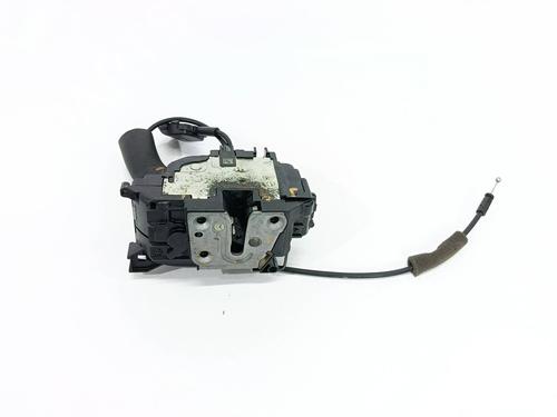 front-right-lock-renault-megane-iii-hatchback-bz01_-b3_-2008-34267141 main image