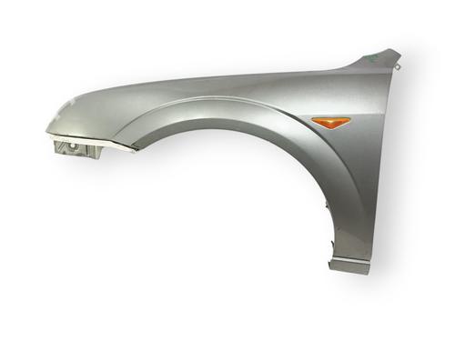 Used Left front fenders FORD MONDEO III Saloon (B4Y) 2.0 16V DI / TDDi / TDCi (90 hp) 29625820