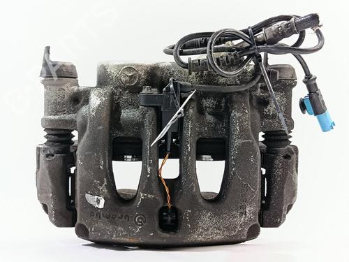 Used Right front brake caliper MERCEDES-BENZ SPRINTER 3-t Van (B906) [2006-2018]  30529261