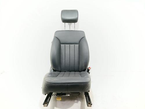 Used Right front seat MERCEDES-BENZ M-CLASS (W164) ML 320 CDI 4-matic (164.122) (224 hp) 29530558