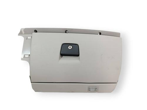 Used Glove box VOLVO S40 II (544) D5 (179 hp) 31084421