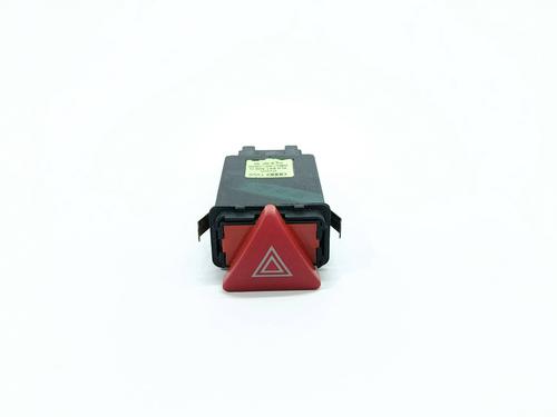 Used Warning switch AUDI A3 (8L1) [1996-2006]  32160228