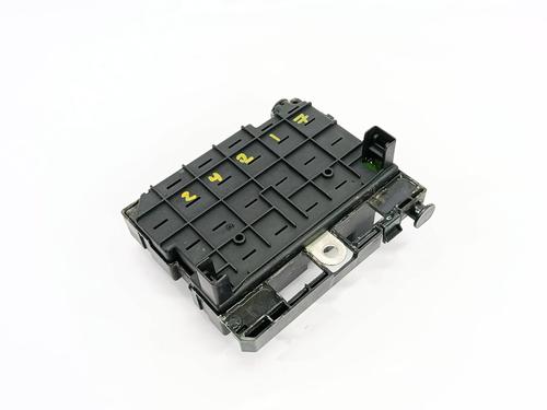 Fuse box PEUGEOT 307 Break (3E) 2.0 HDI 110 | BP37428579E1 - Image 3