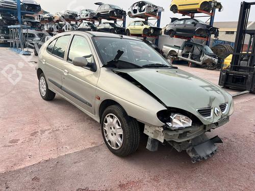 Engine control unit (ECU) RENAULT MEGANE I (BA0/1_)  | BP31263875M57 