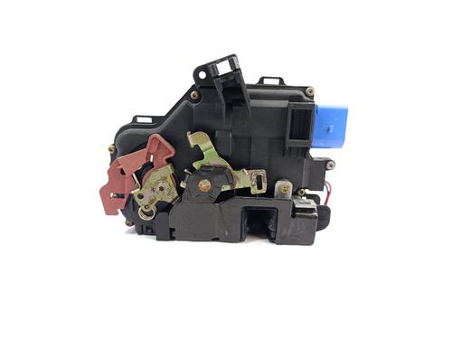Front left lock AUDI A3 (8P1) 2.0 TDI 16V | BP24194494C98 