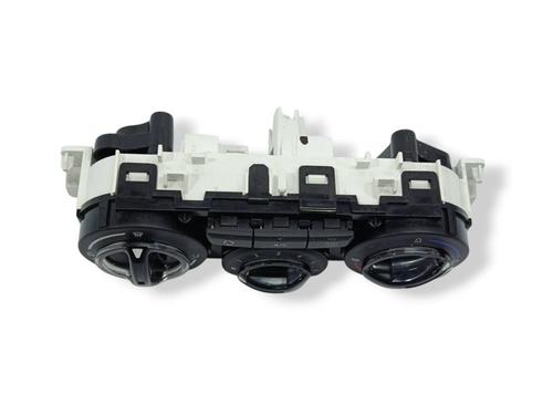 Climate control PEUGEOT 208 I (CA_, CC_) | BP32283711I5