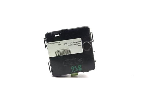 Used Fuse box BMW X3 (E83) xDrive 20 d (177 hp) 21518609