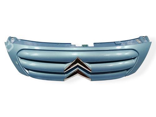 Used Grille Grille 36517037 36517037