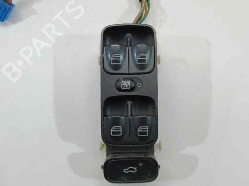 Used Left front window switch MERCEDES-BENZ C-CLASS (W203) C 180 Kompressor (203.046) (143 hp) 17680272