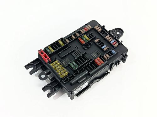Used Fuse box BMW 1 (F20) 116 d (116 hp) 28525679