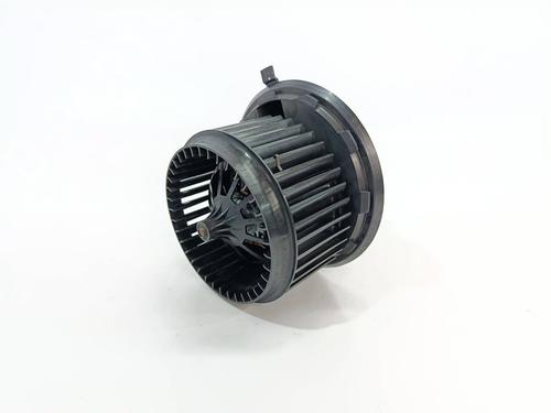 Used Heater blower motor VW TOUAREG (7LA, 7L6, 7L7) 5.0 V10 TDI (313 hp) 30792236