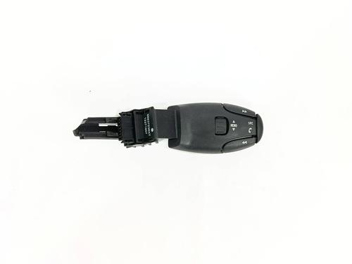 steering-wheel-controls-peugeot-5008-0u_-0e_-2009-2010-2011-2012-2013-2014-2015-2016-2017-35775297 main image