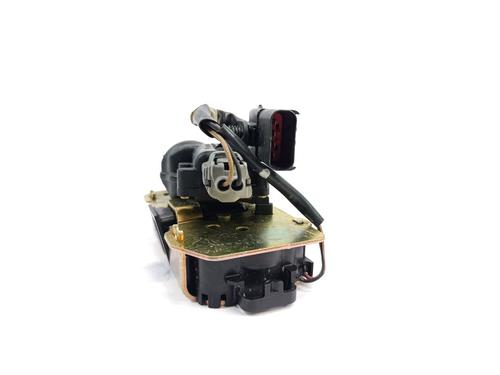 Tailgate lock CHRYSLER VOYAGER IV (RG, RS) 2.8 CRD | BP25493123C101 