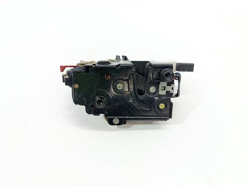 Venstre bak lås VW TOUAREG (7LA, 7L6, 7L7) 5.0 V10 TDI (313 hp) 30660681