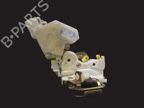 Used Rear left lock NISSAN TERRANO II (R20) [1992-2007]  15873490