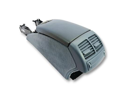 Used Armrest / Center console Armrest / Center console MERCEDES-BENZ E-CLASS (W211) E 270 CDI (211.016) (177 hp) 39889547 39889547