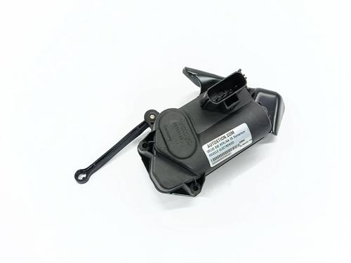 Used Electronic module VOLVO S40 II (544) D5 (179 hp) 32229414