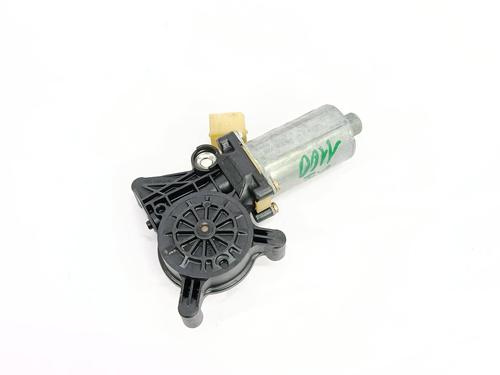 Rudehejsemotor forskærm venstre Rudehejsemotor forskærm venstre MERCEDES-BENZ E-CLASS (W210) E 280 (210.063) (204 hp) 37283850 37283850