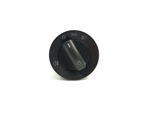 Used Headlight switch VW POLO (9N_, 9A_) 1.4 TDI (75 hp) 16561060