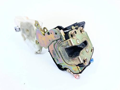 Front left lock NISSAN ALMERA II (N16) 1.5 | BP28444757C98 