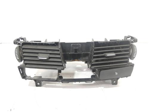 Used Air vent RENAULT LAGUNA III (BT0/1) 1.5 dCi (BT00, BT0A, BT0T, BT1J) (110 hp) 17680110