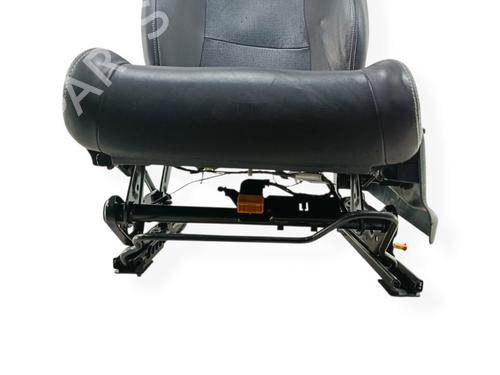Left front seat RENAULT MEGANE III Hatchback (BZ0/1_, B3_) 1.5 dCi | BP37293730C15 - Image 5