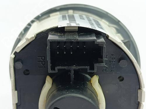 Headlight switch SKODA OCTAVIA II (1Z3) | BP37453357I24 - Image 2