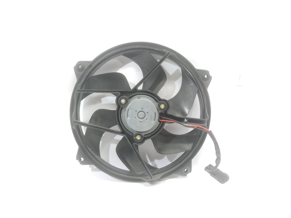Radiator fan CITROËN C4 Coupe (LA_) 1.4 16V 15870787 | B-Parts