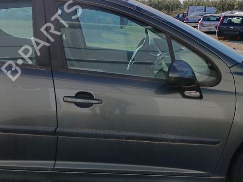 Used Right front door Right front door 34059173 34059173