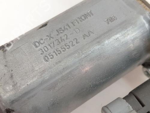 Right front window motor CHRYSLER SEBRING (JS) 2.0 CRD | BP29505615E20 