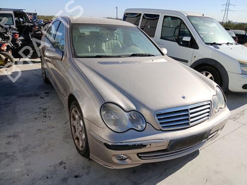 Used Front right lock Front right lock MERCEDES-BENZ C-CLASS (W203) C 220 CDI (203.008) (150 hp) 39987410 39987410