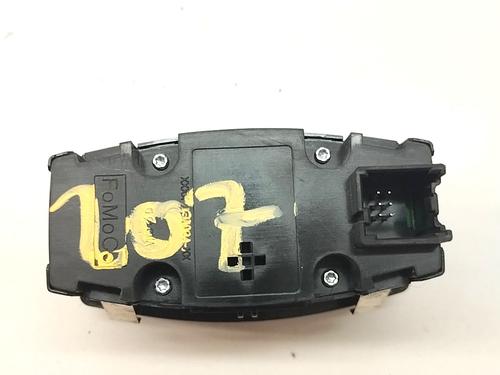 Headlight switch FORD FOCUS III  | BP18570778I24 