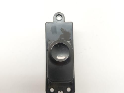 left-rear-window-switch-hyundai-i30-fd-2007-2008-2009-2010-2011-2012-33024097 main image