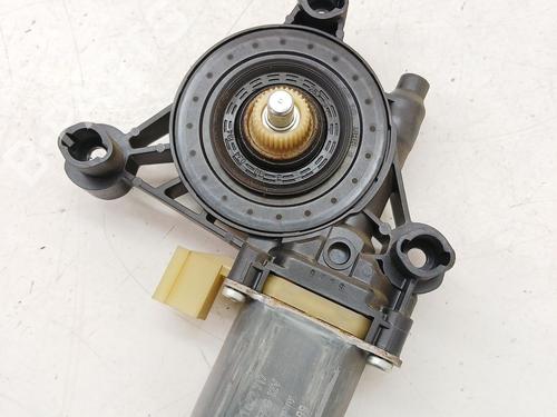 Left front window motor SEAT LEON (5F1) 1.5 TSI | BP38302616E21 - Image 2