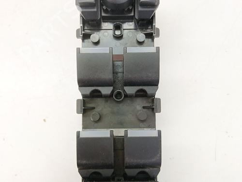 Used Left front window switch Left front window switch JAGUAR E-PACE (X540) 2.0 D180 AWD (179 hp) 35724928 35724928